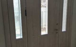 тамбурная двухстворчатая дверь с МДФ панелями